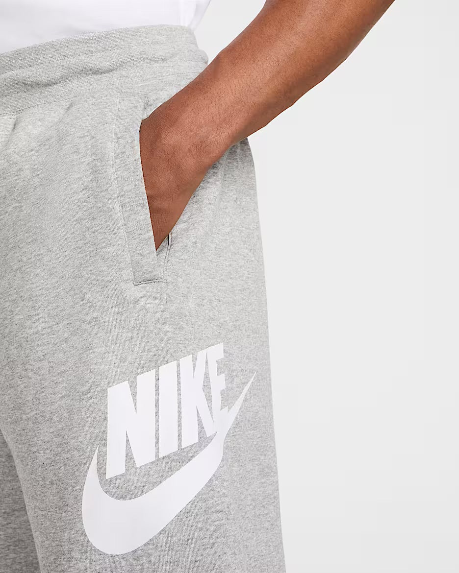 Nike Club Shorts
